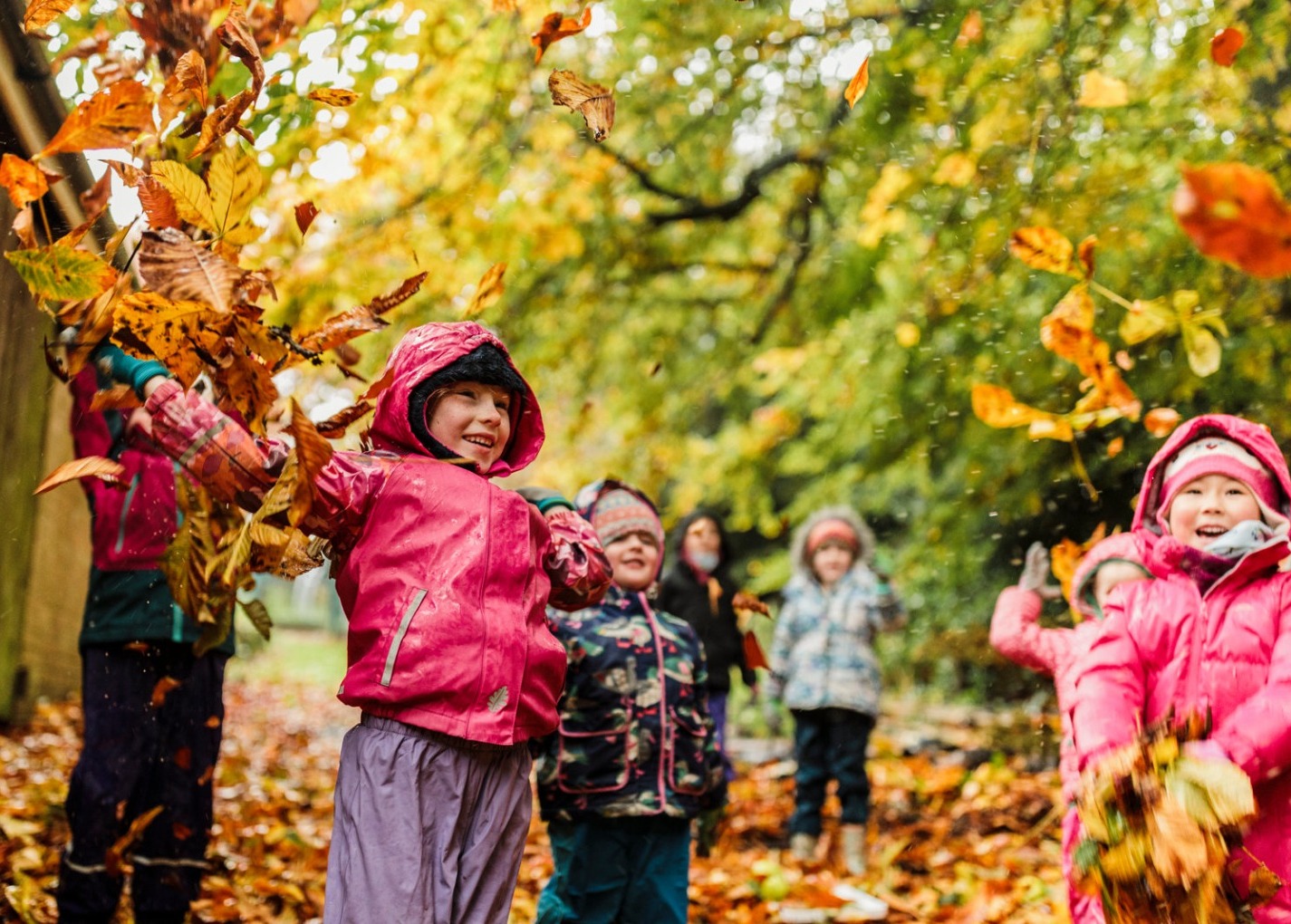 Throwing leaves